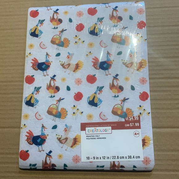 Bundle🍂(x2) NWT Creatology Felt Sheets Turkeys Pattern - Picture 2 of 4